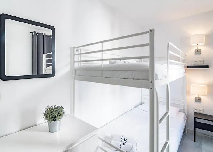 Harbor Getaway In The Heart Of Puerto Banus With Walking Dictance To Everything * Marbella