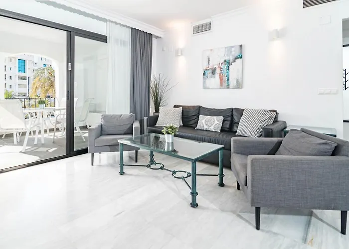Appartement Harbor Getaway In The Heart Of Puerto Banus With Walking Dictance To Everything