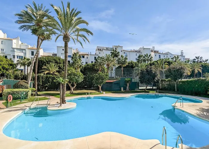 Harbor Getaway In The Heart Of Puerto Banus With Walking Dictance To Everything Marbella
