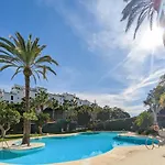 Harbor Getaway In The Heart Of Puerto Banus With Walking Dictance To Everything *