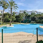 Harbor Getaway In The Heart Of Puerto Banus With Walking Dictance To Everything * Μαρμπέλλα