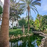 Harbor Getaway In The Heart Of Puerto Banus With Walking Dictance To Everything *